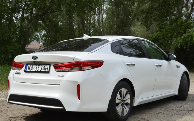 Kia Optima cena 66500 przebieg: 112800, rok produkcji 2017 z Warszawa małe 301